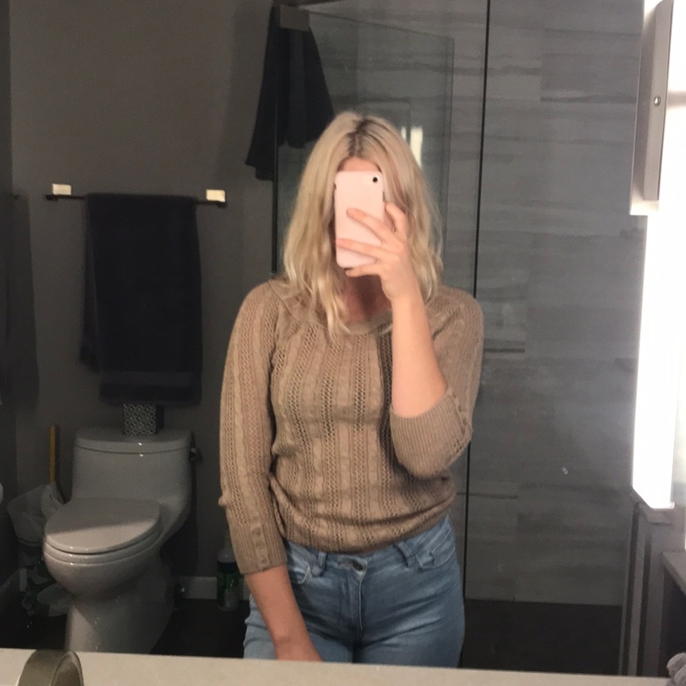 American Eagle Sweater